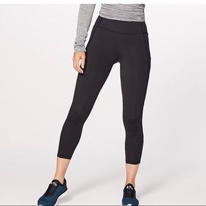 Lululemon Final Lap Crop